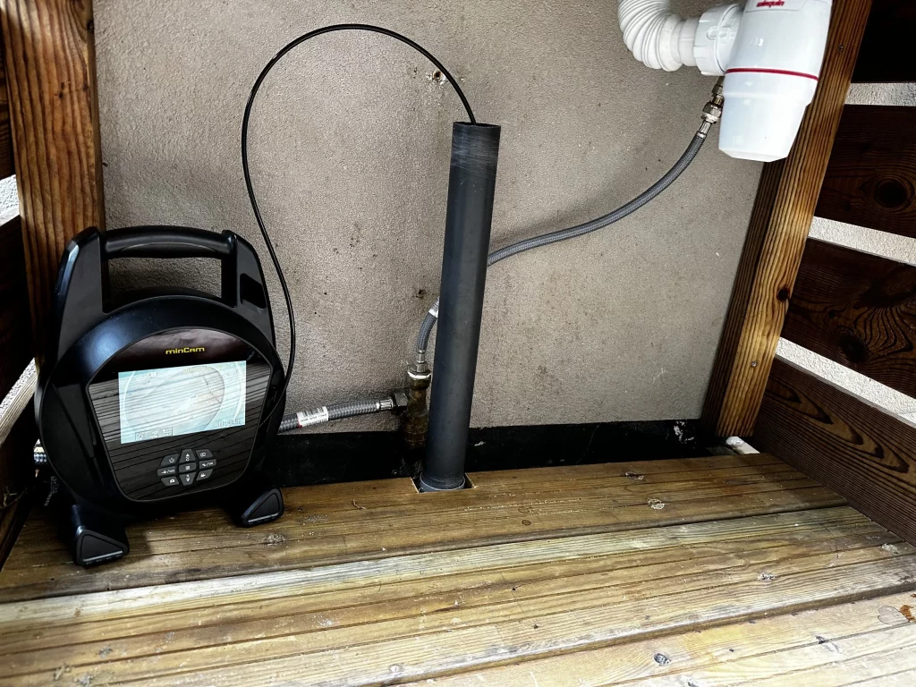 passage-camera-canalisation-95